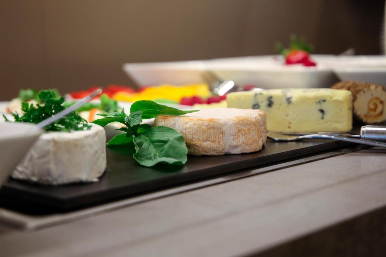 City Partner Hotel Berliner Hof คาร์ลสรูเฮอ ภายนอก รูปภาพ
